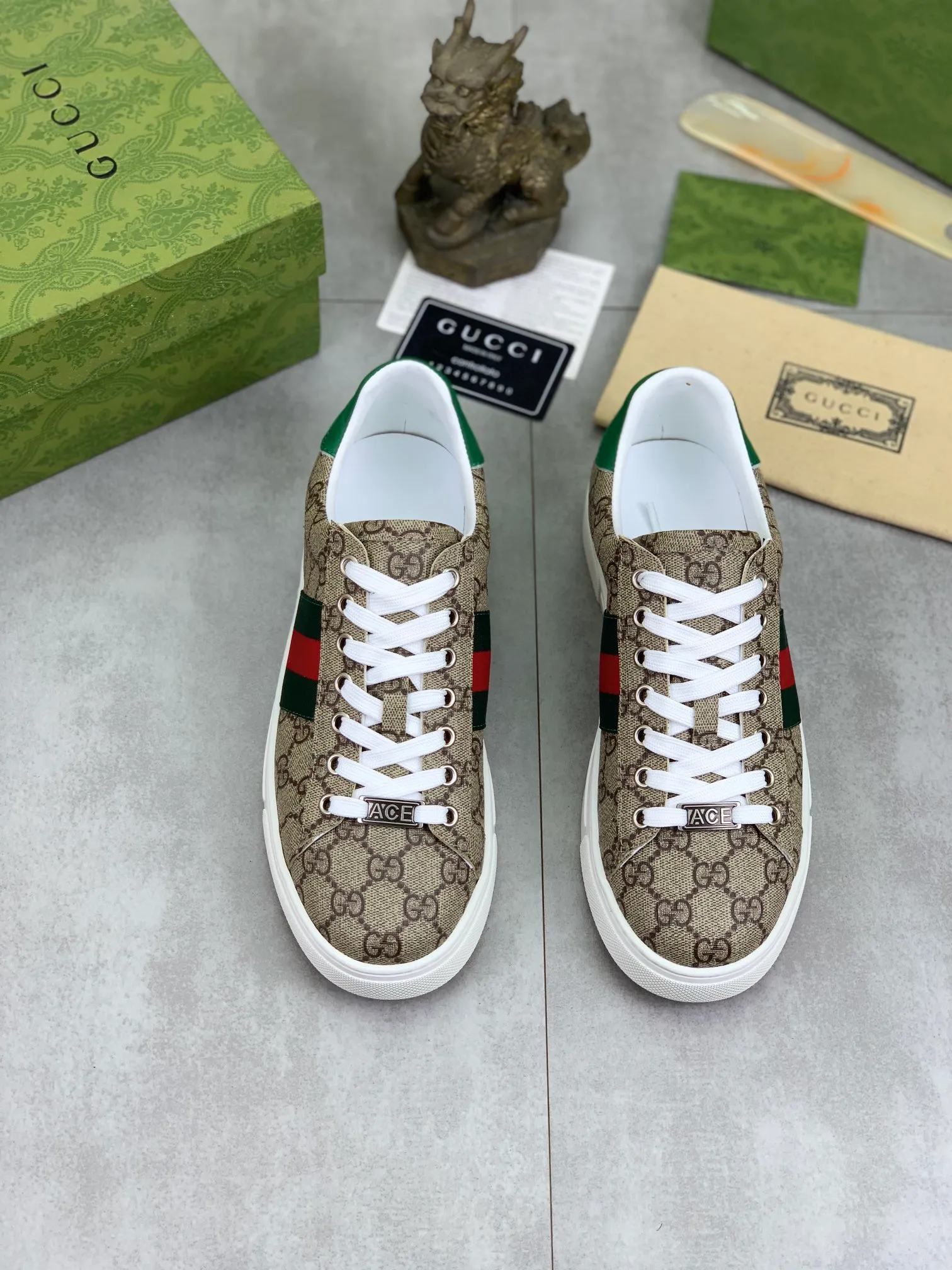 Men's shoes 💰P440💰 [New model] (GUCCI) official website's latest 🎁🎁casual and fashionable men's shoes 👟, hot style 💥 style is simple and elegant, exclusive for trendy men. Unique official website's latest brand double G elements 👑Original Gucci decoration, fashionable and generous, the fabric is original frosted calfskin ✅Fully imported first-layer pigskin lining, the official website specifies wear-resistant, lightweight original rubber casual outsole, the classic model is taken in kind at the counter🎬38-44 4️⃣ colors available